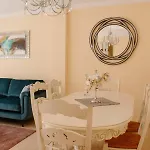 アパート Elviria Luxury *