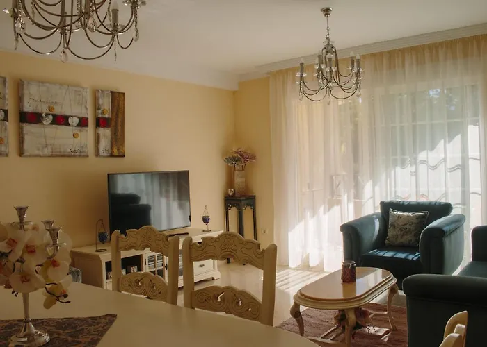 アパート Elviria Luxury マルベーリャ