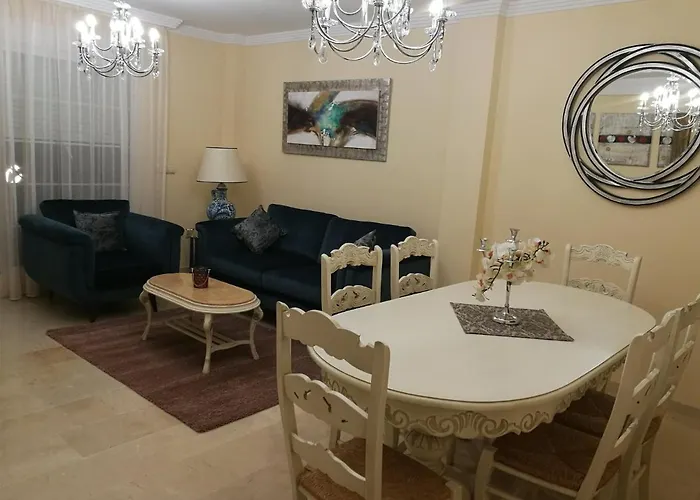 アパート Elviria Luxury